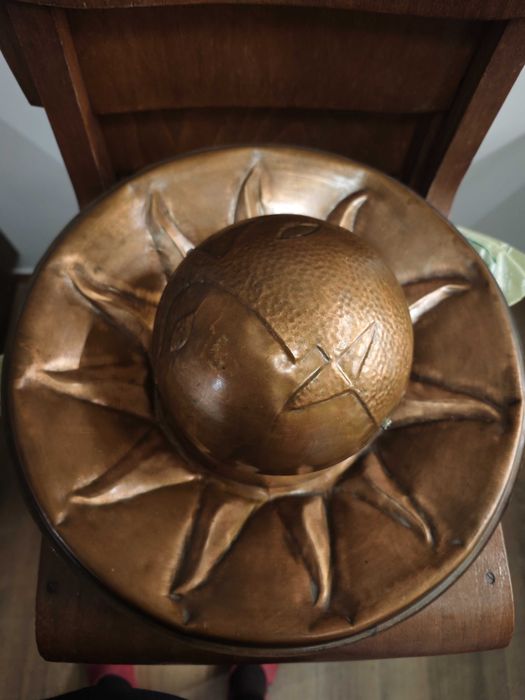 Стенна ретро лампа, изработена от мед