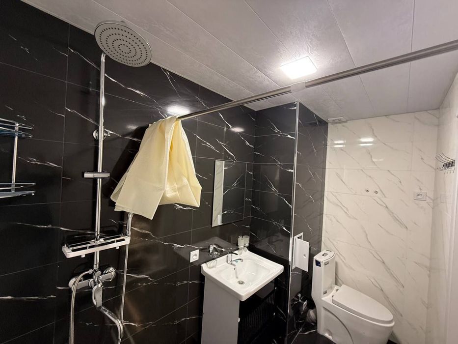 Arenda bakzal 450$  2/4karavanni orqasi