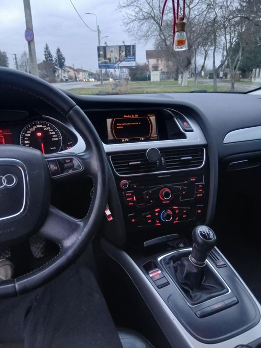 Vând Audi a4 b8 2010