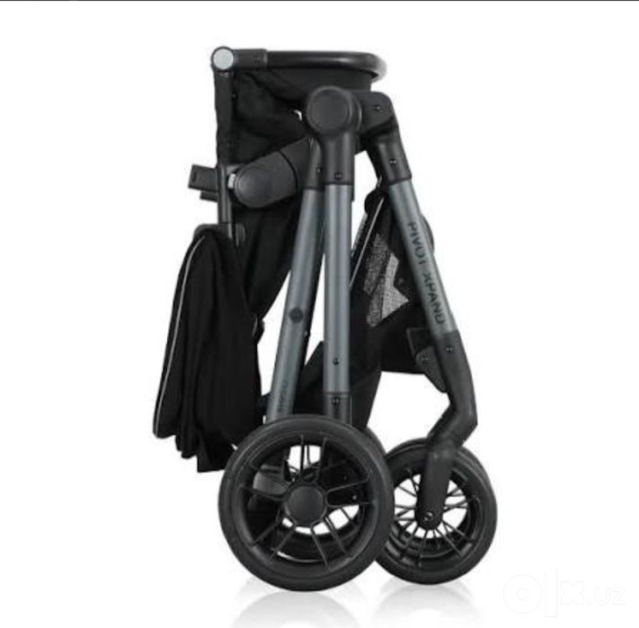 Классная коляска 3 в 1 Evenflo Pivot Travel System + автокресло