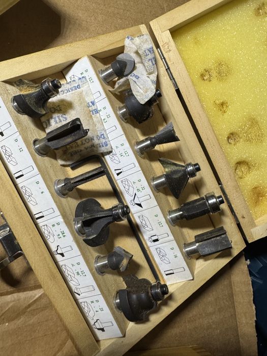 Freze pt lemn , pret pt un set