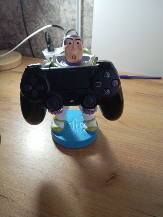 Playstation 4 идеальная
