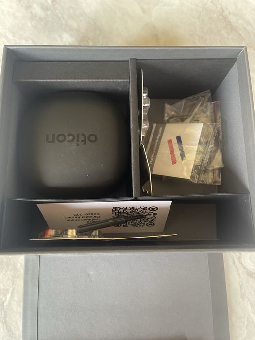 Слуховой аппарат Oticon  Дания