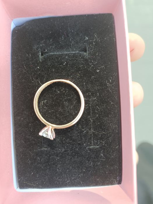 Отдам девочку в хорошие руки