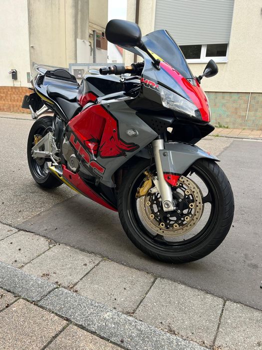 Honda CBR 600RR an 2004