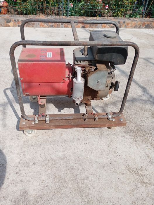 Generator curent model vechi profesional