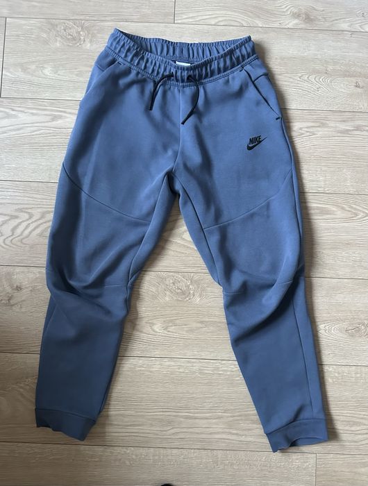 Nike Air Tech Fleece артикули