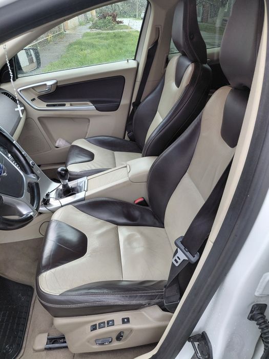 Vând Volvo xc60 an 2010 ,240000 km