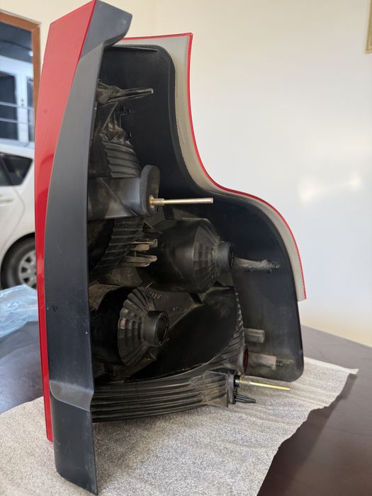 Ляв стоп за VOLVO XC90 2003 - 2007 / ВОЛВО