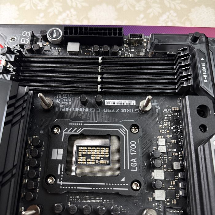 ASUS ROG Strix Z790-E Gaming Wi-Fi II [Б/У]