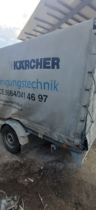 Ремарке за лек автомобил със документи.