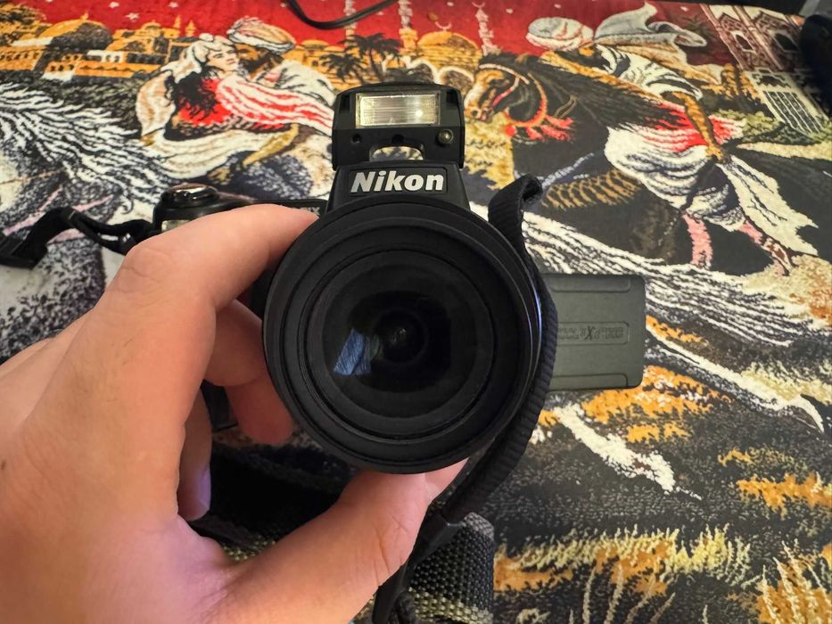 KIT Aparat foto Nikon CoolPix 8700