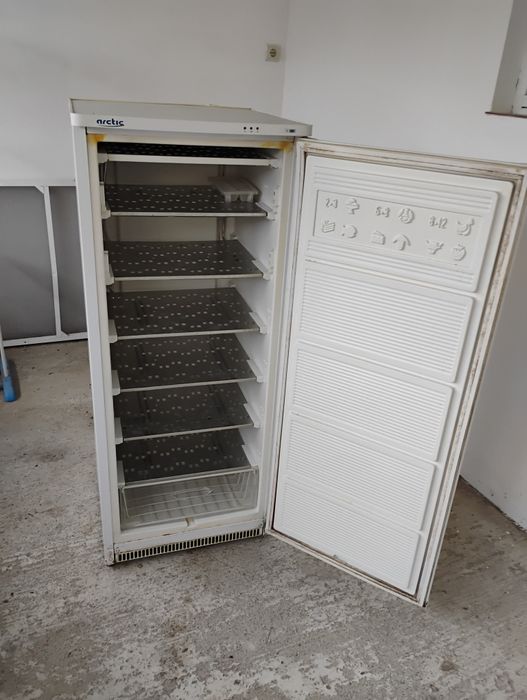 Vând Ladă Frigorifică Artic  400Ron