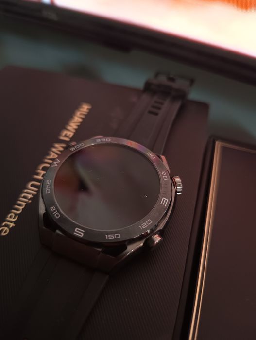 Продавам Huawei watch ultimate