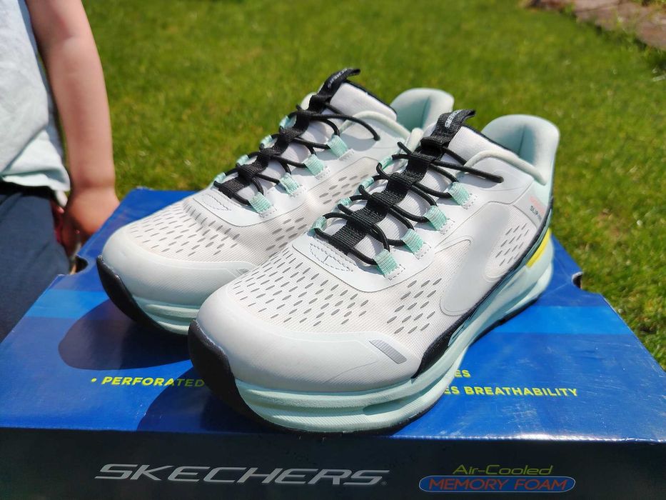 Маратонки Skechers