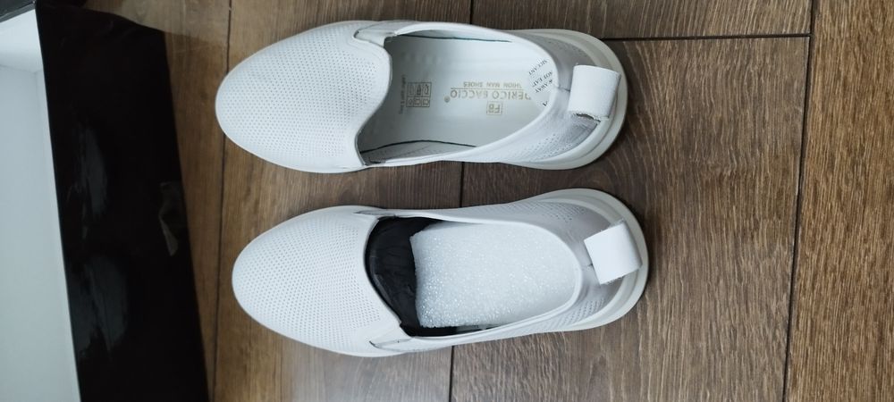 Продаются мужкие лоферы