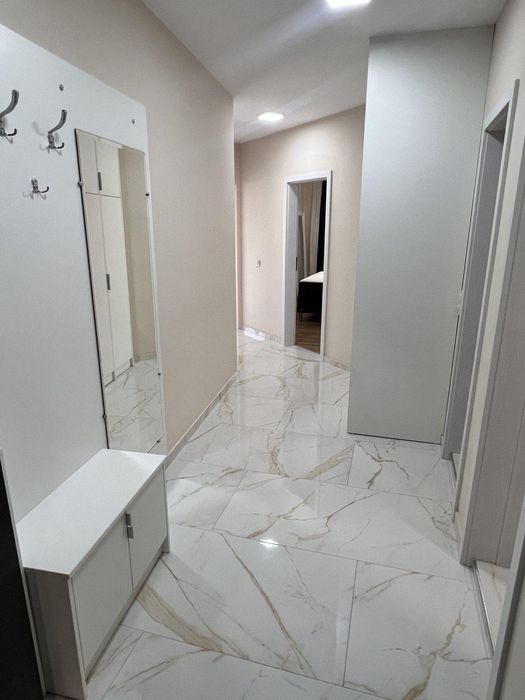 Дава се под наем Тристаен апартамент в Пловдив, Младежки Хълм - 95 кв.м за 900 € - Снимка #8