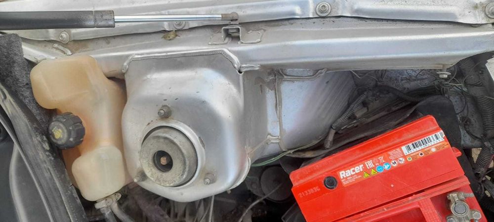 продаю машину ВАЗ 2110