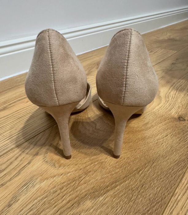 NOI pantofi toc Stradivarius