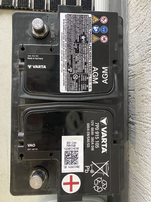 Baterii auto VAG START-STOP AGM 12V 68AH 680Aen 7P0915105 cod nou PO000915089BC