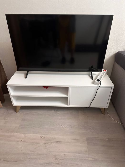 Срочно продается телевизор.