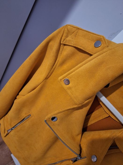 Велурено яке-цвят каки