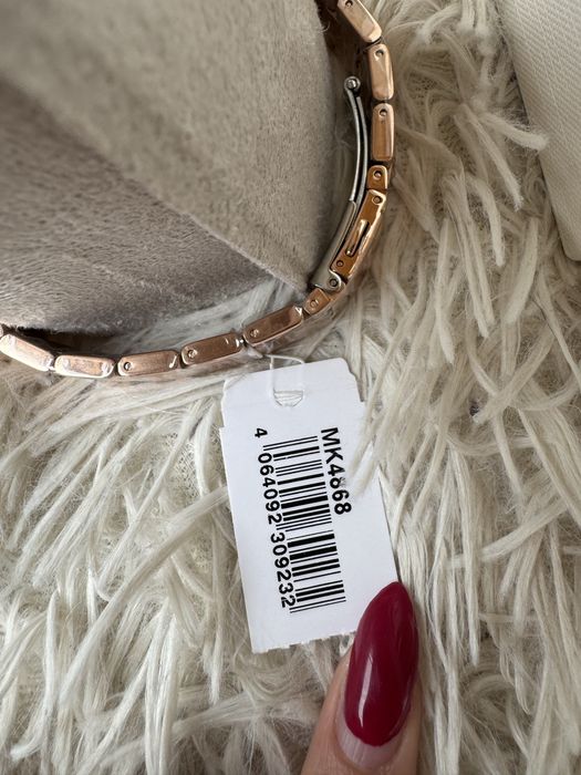 Чисто нов часовник MICHAEL KORS MK4868