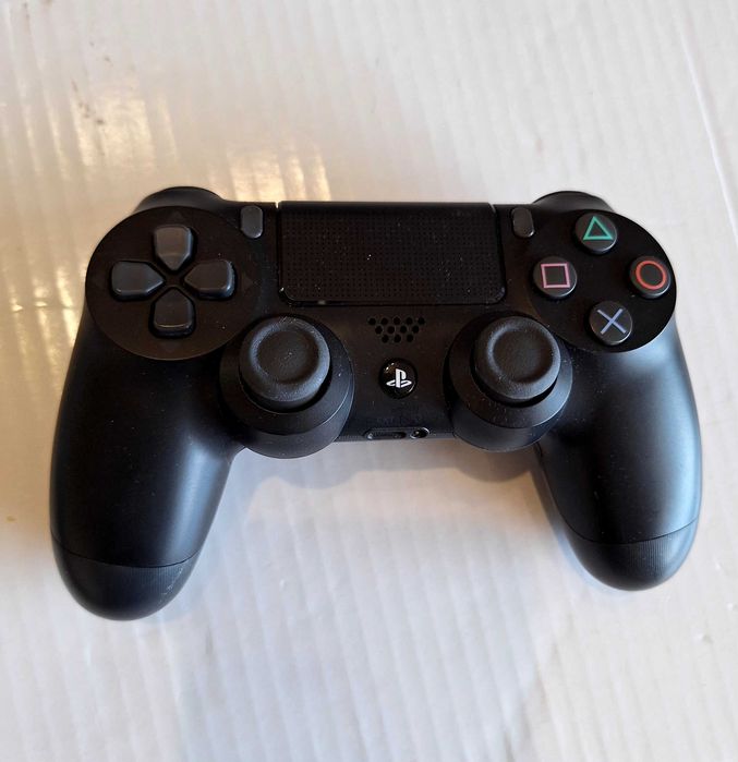 SONY Playstation 4 + Игра FIFA16