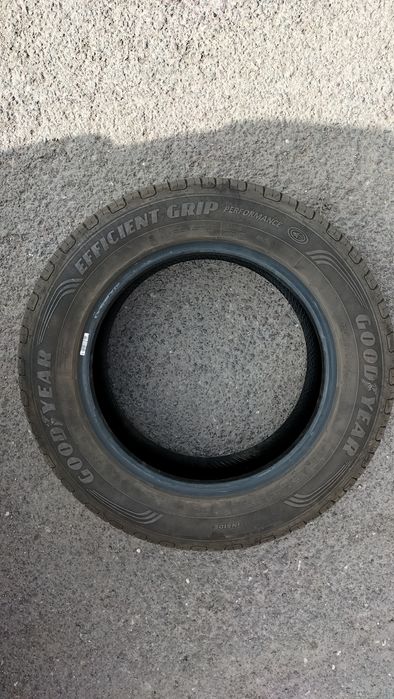 Продам резина 215/60 R16
