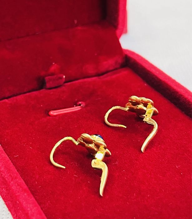 Обеци жълто злато и лапис лазур