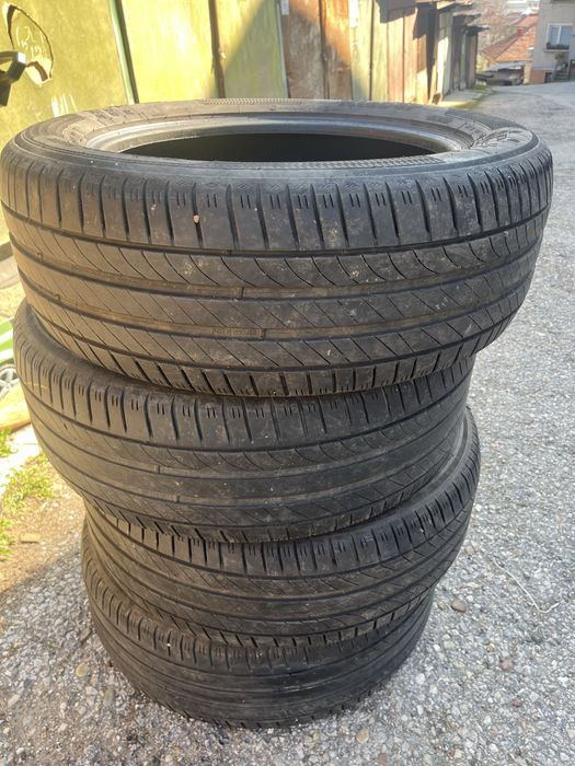 4 броя  235/55 R18 летни гуми Kleber Dynaxer SUV