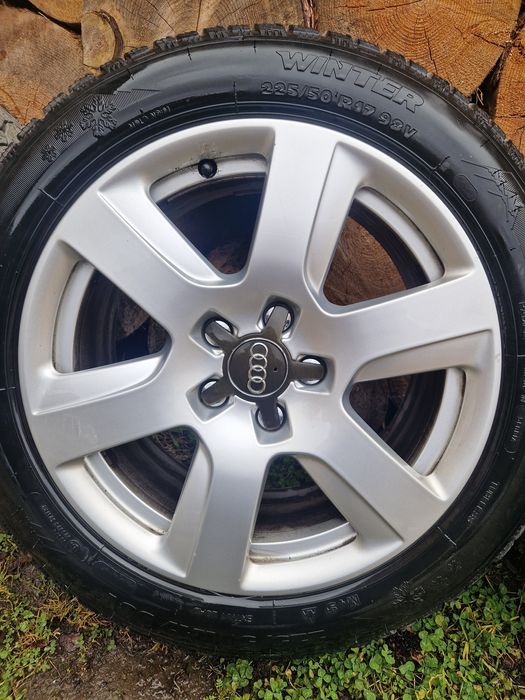 Джанти със зимни гуми за Ауди 225/50/17