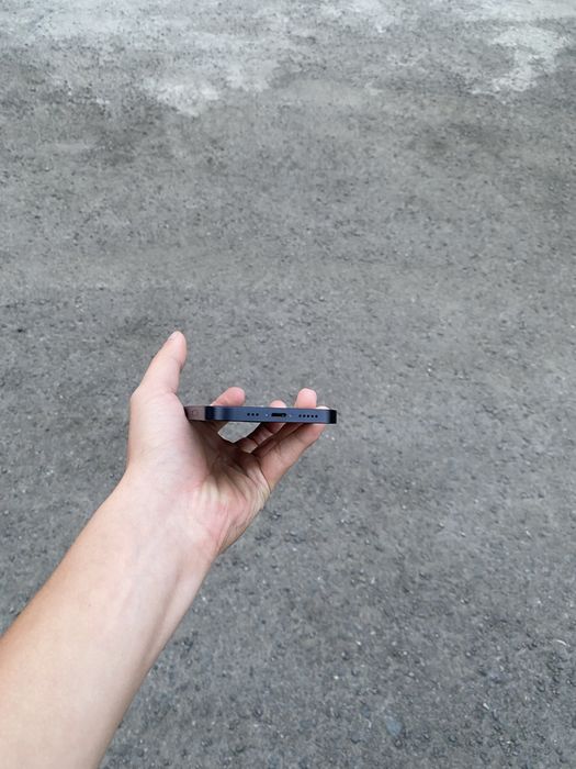 Iphone 12 sotiladi