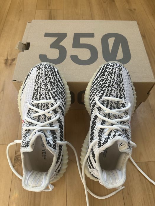 Кроссовки Adidas