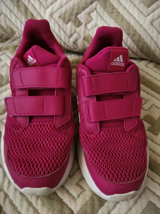 Adidas  alta run оригинални маратонки 35 н.