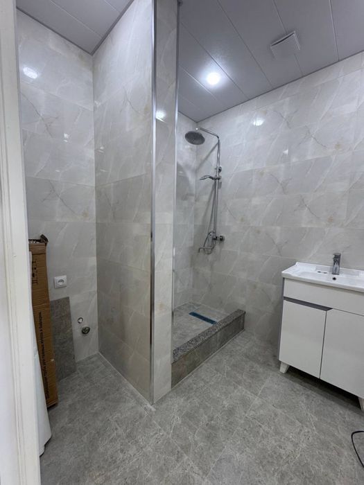 Arzon 1 xona remontli , g’ishtli novostroykada Orientir Uchqahramon bo