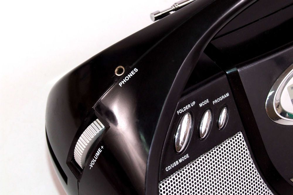 CD - MP3, stick USB player cu radio AEG, priza + baterii, Germany, NOU
