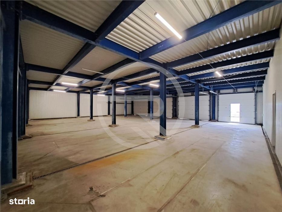 Hala de 400 mp utili, 4 porti acces, situata in Luna de Sus!