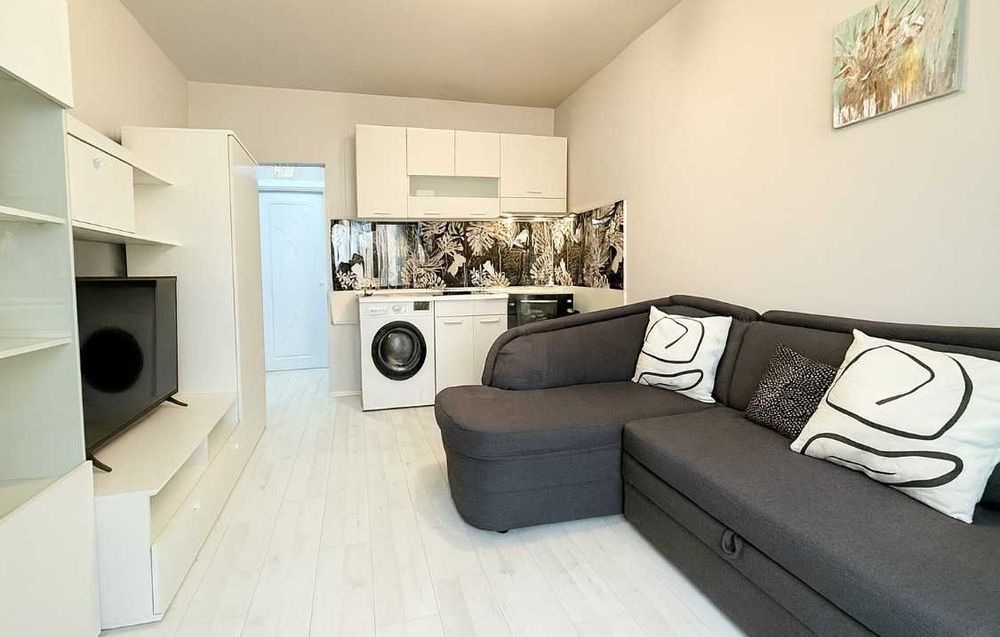 Продава се Двустаен апартамент в София, Левски Г - 45 кв.м за 3445 €/кв.м - Снимка #1