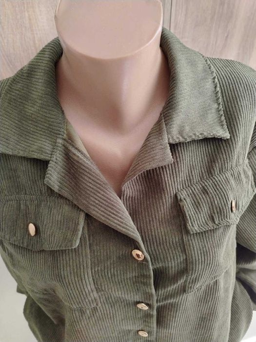 Дамска кадифена риза 18 лв.