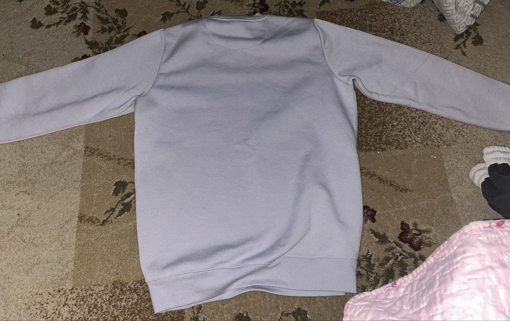 Сиреневый свитшот