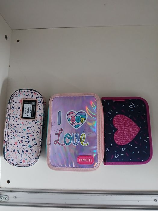 Раници и несесери за училище