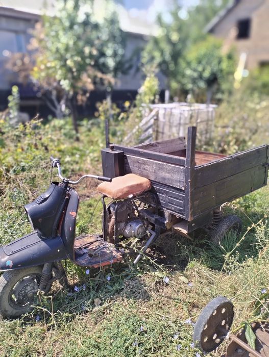 Мотороллер муравей