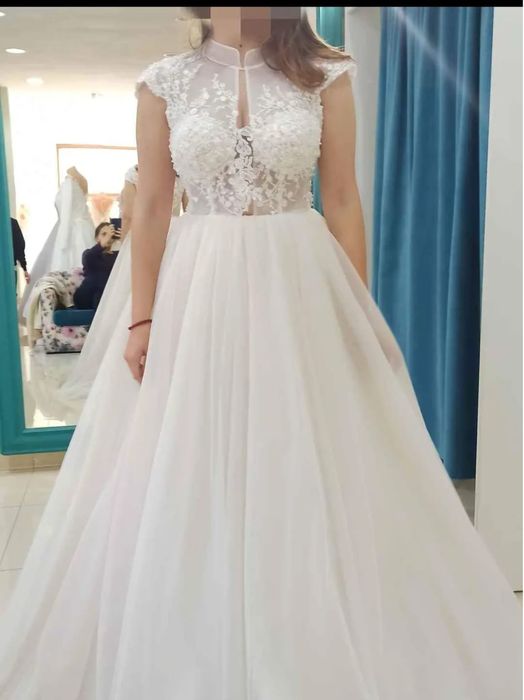 Vand rochie mirieasa