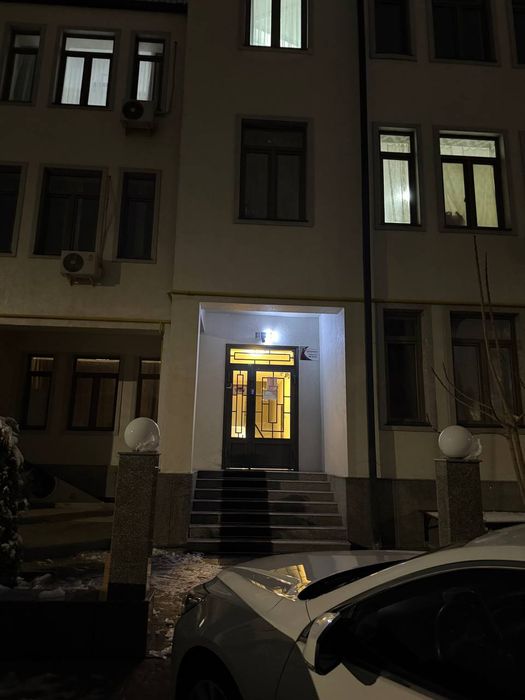 Сдаётся  1 комнатная квартира сергели 3 метро бекат.