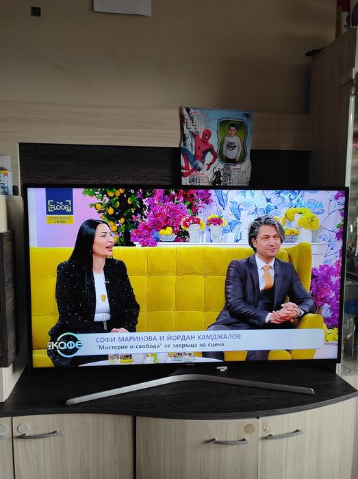 Смарт Телевизор Samsung 50 инча Ultra HD 4K