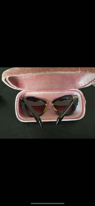 Ochelari de soare Miu Miu cat eye