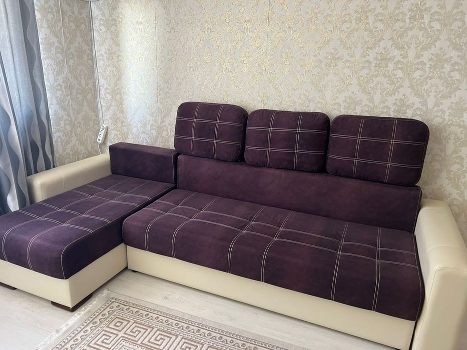 Продам диван угловой