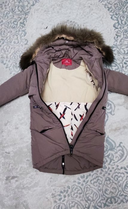 Пуховик для девочки. Размер М