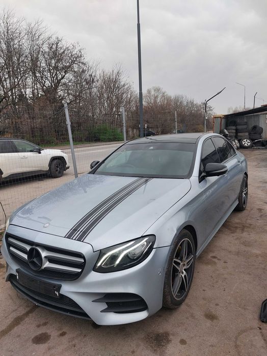 На Части: Mercedes W213 E220d 194 к.с. 2016 AMG Пакет